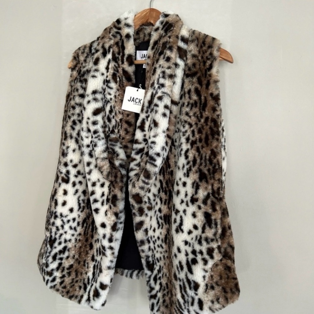 NWT JACK by BB Dakota faux fur vest size small - Picture 2 of 10